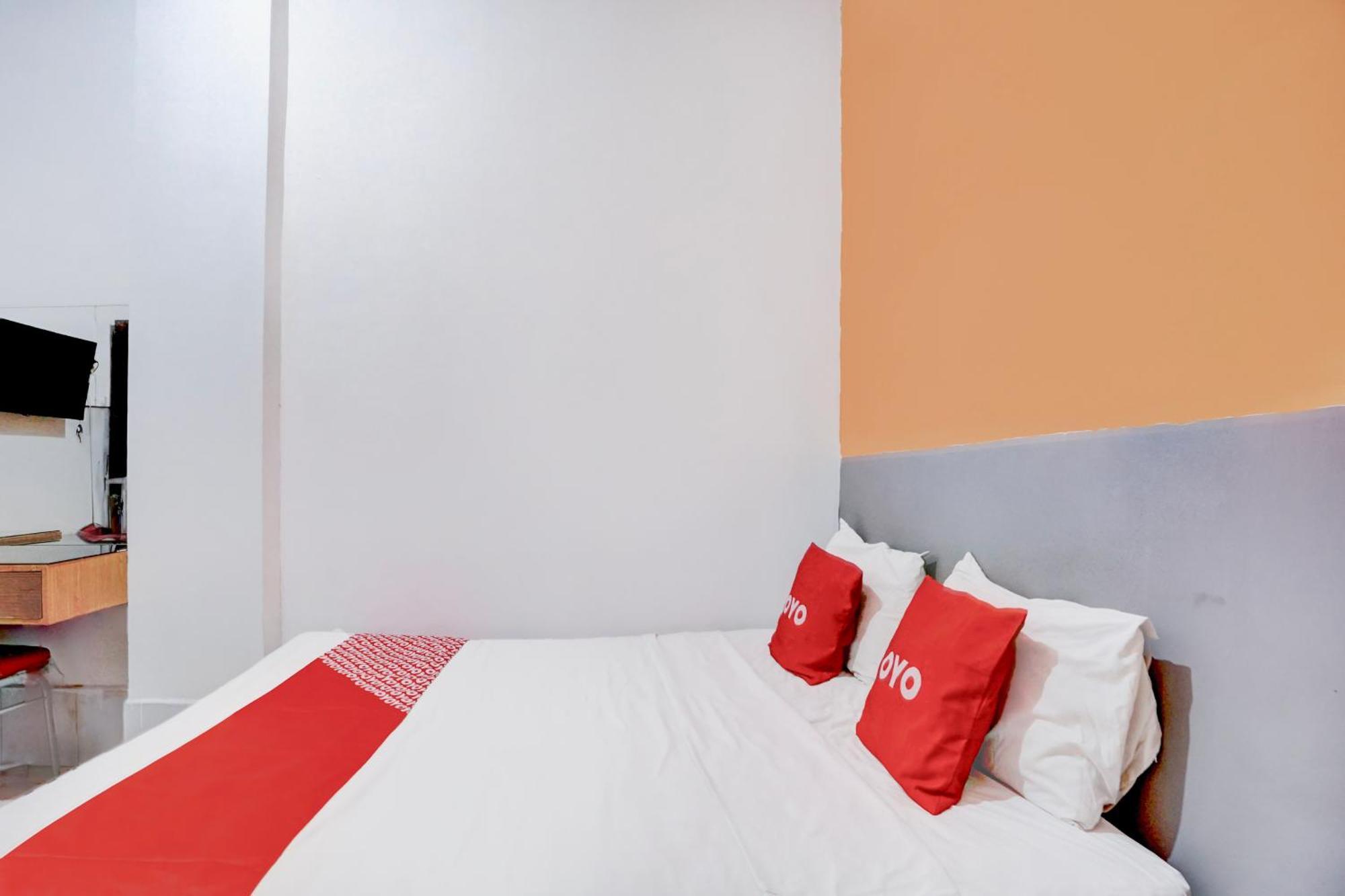 Hotel O Tegalsari Near Tunjungan Plaza Surabaya Kültér fotó