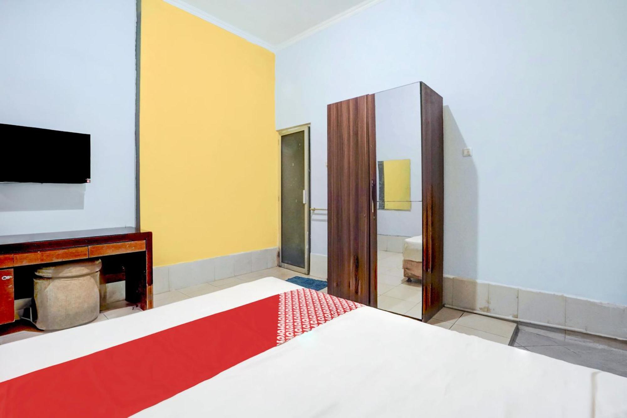 Hotel O Tegalsari Near Tunjungan Plaza Surabaya Kültér fotó
